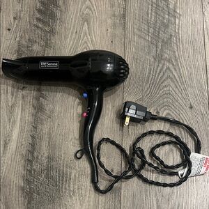 Black Hair Dryer